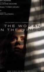 Penceredeki Kadın İzle