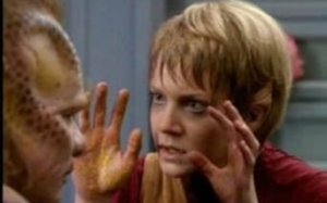 Star Trek: Voyager 2. Sezon 4. Bölüm İzle – Türkçe Dublaj İzle