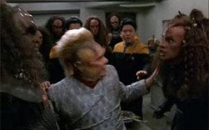 Star Trek: Voyager 7. Sezon 14. Bölüm İzle – Türkçe Dublaj İzle